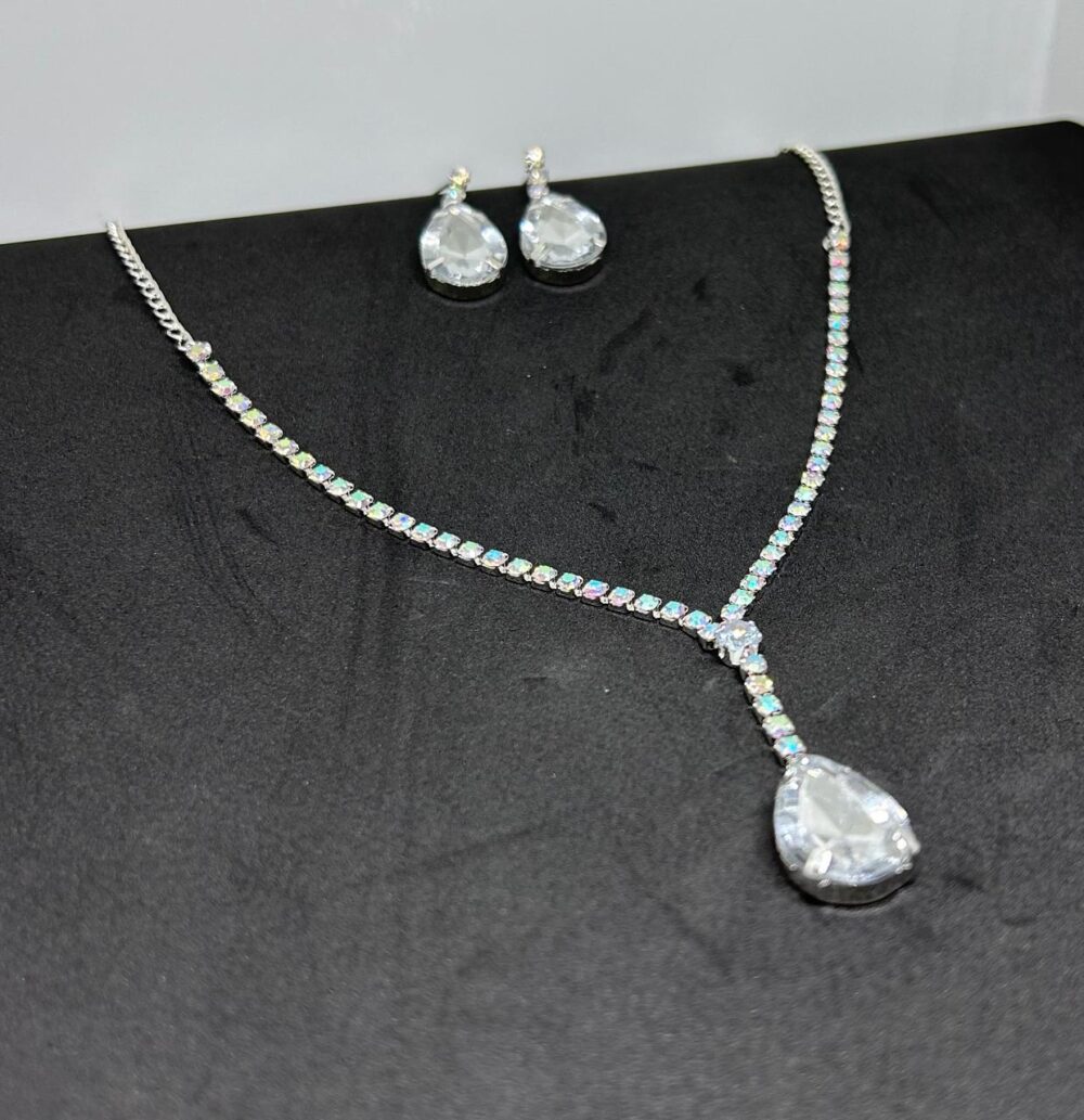 Ocean Crystal Drop Necklace Set - Image 2