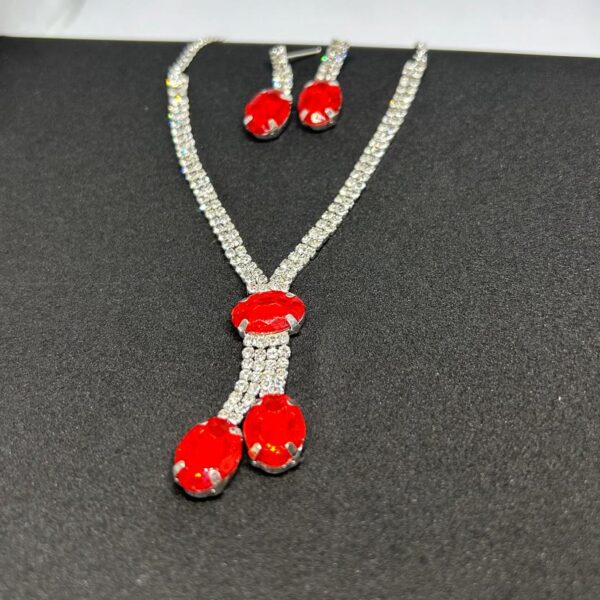 Radiant Elegance Layered Necklace Set