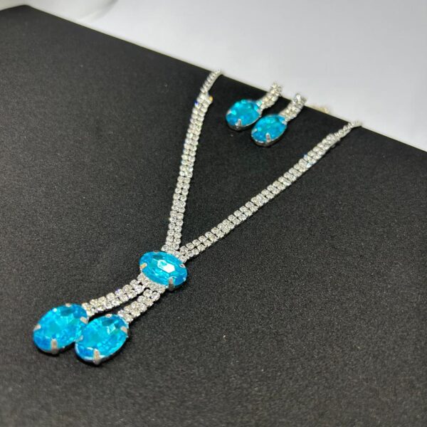 Radiant Elegance Layered Necklace Set